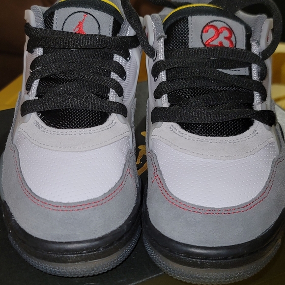 Air Jordan 4 RM BG PRM Size 4y (Which Is Same As 6womens) - Picture 5 of 10